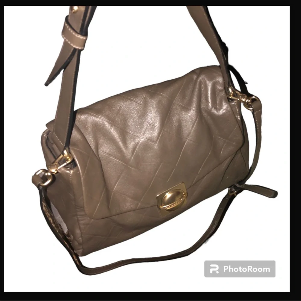 Marc by Marc Jacobs Olive Green Genuine Leather Handbag Crossbody Purse GUC - Picture 16 of 16